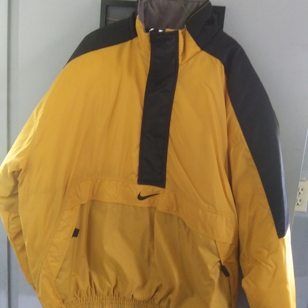 Nike Old School Pullover Heavy Coat